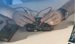 Ремонт и обслуживанию радиооборудования 